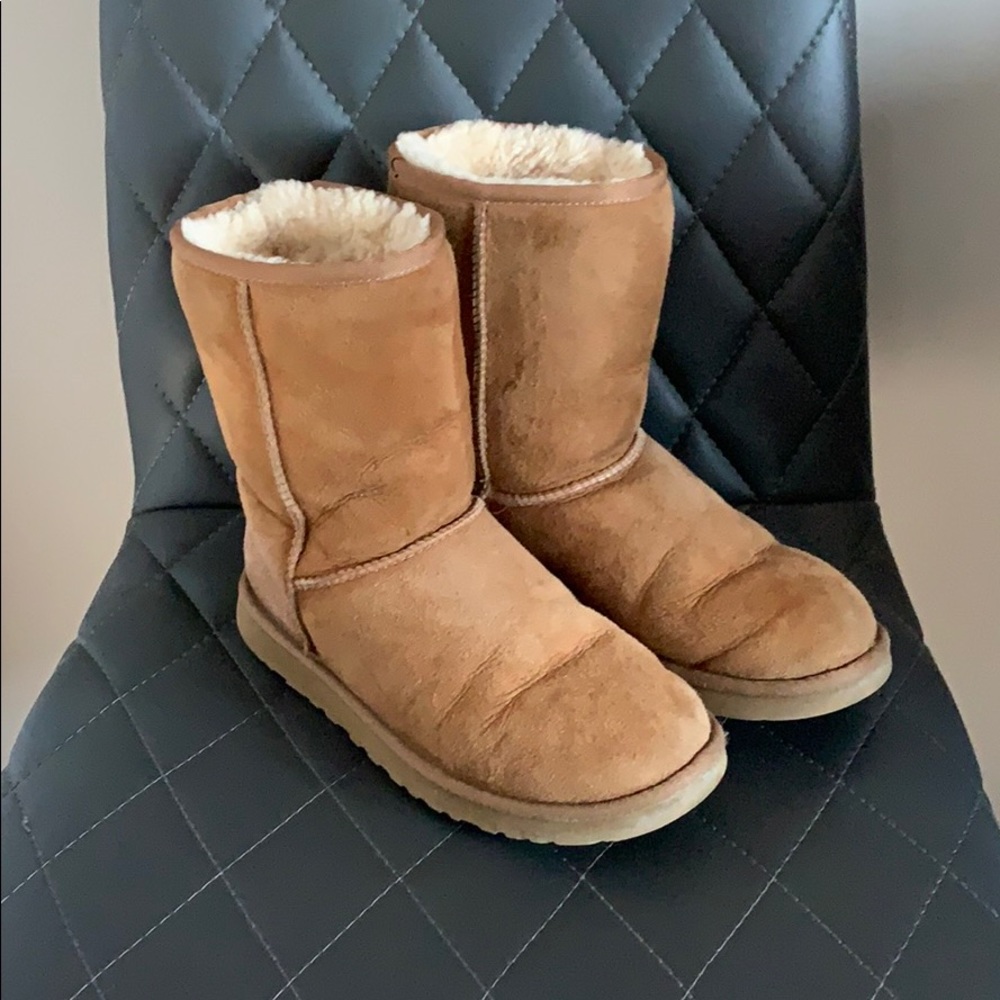 Womens 7 Ugg Boots